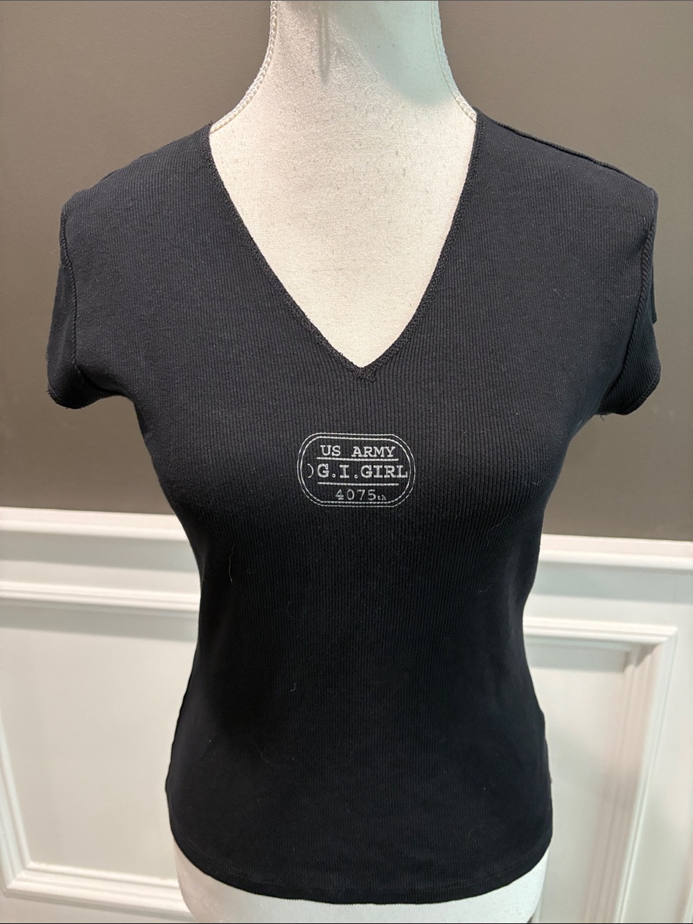 G.I. Girl V-Neck Short Sleeve Top in Black